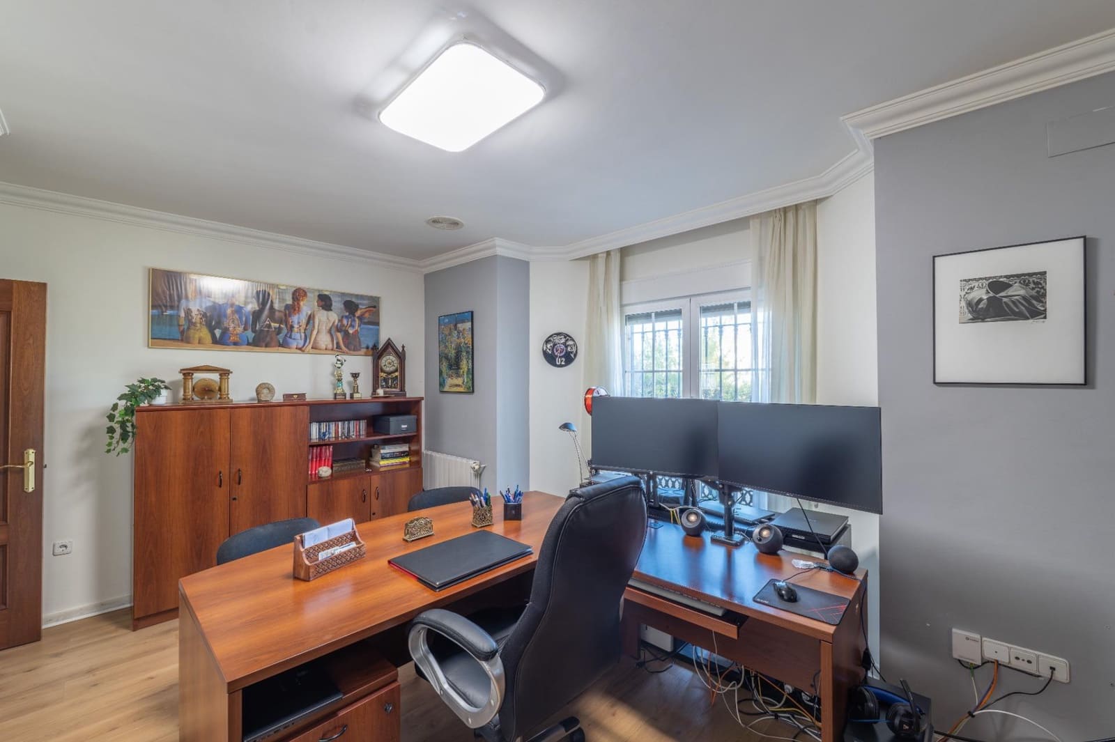 5 sypialnia Willa na sprzedaż w Gojar z basenem garażem - 539 000 € (Ref: 9466075)