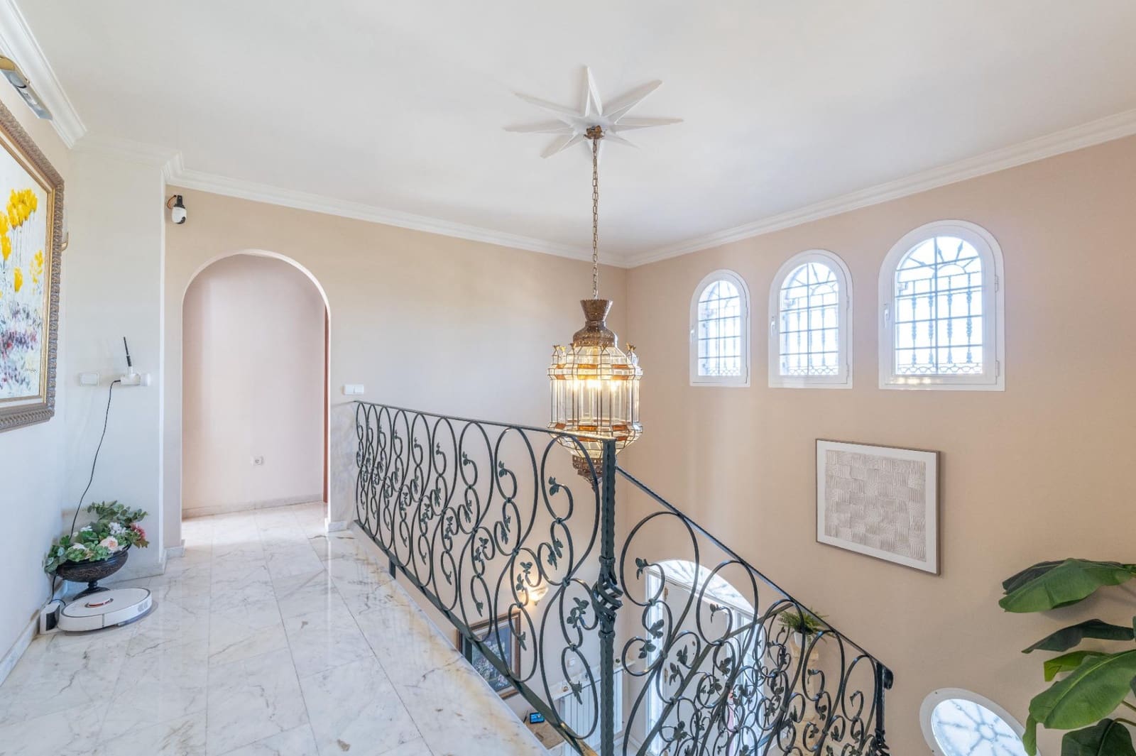 5 sypialnia Willa na sprzedaż w Gojar z basenem garażem - 539 000 € (Ref: 9466075)