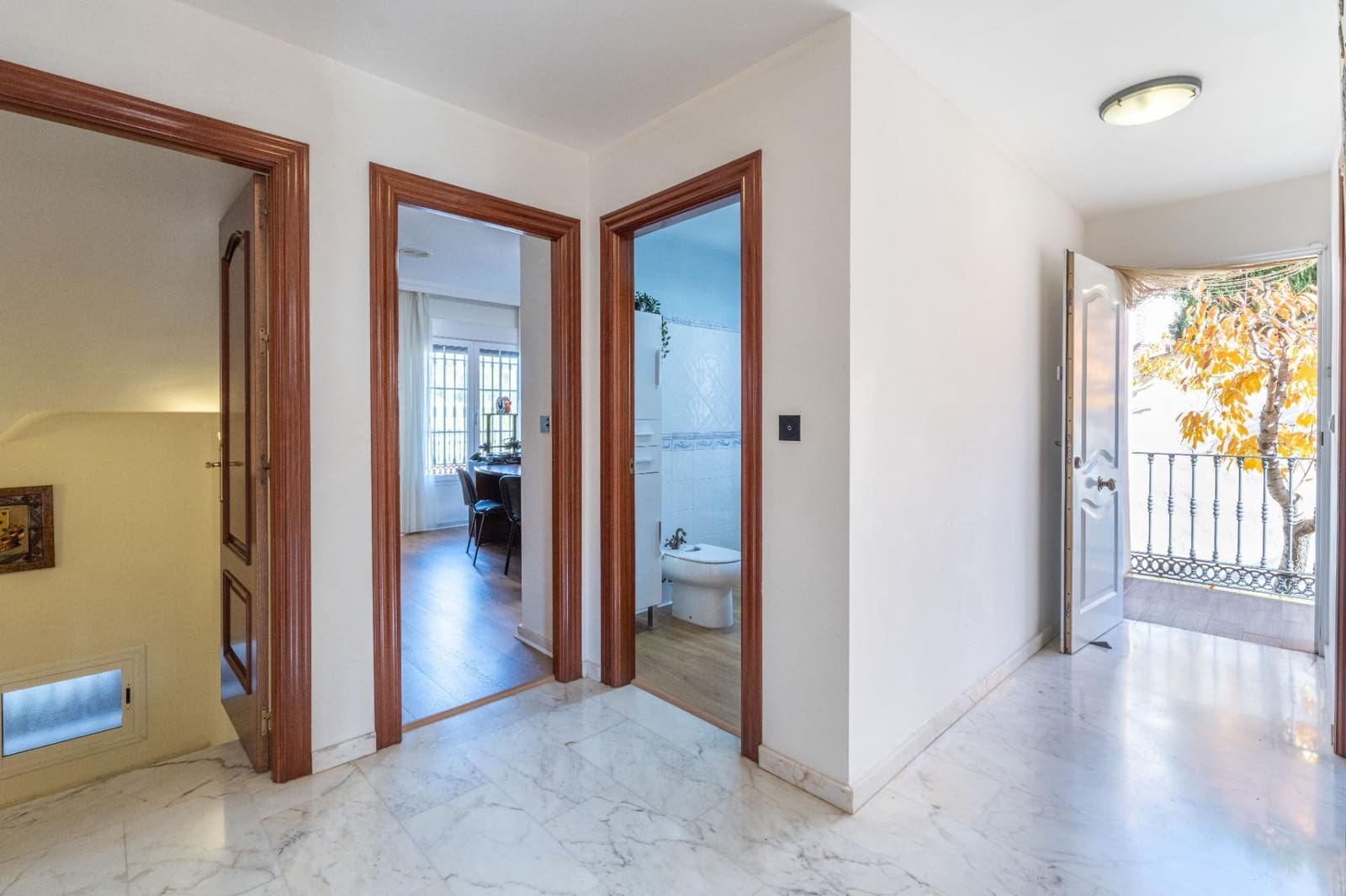 5 bedroom Villa for sale in Gojar with pool garage - € 539,000 (Ref: 9466075)