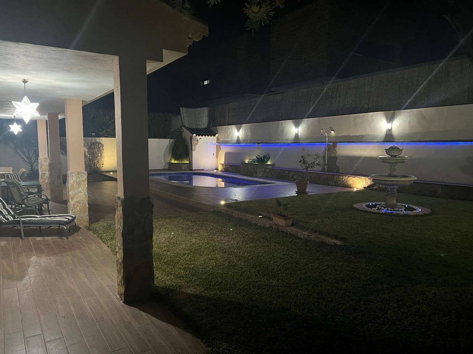 5 bedroom Villa for sale in Gojar with pool garage - € 539,000 (Ref: 9466075)