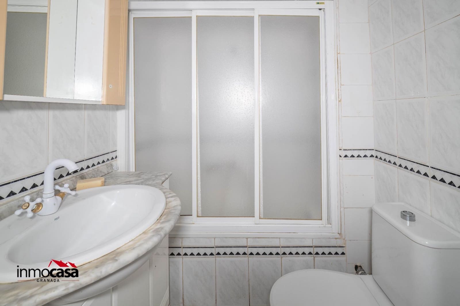 3 sovrum Lägenhet till salu i Granada stad - 217 000 € (Ref: 9470543)