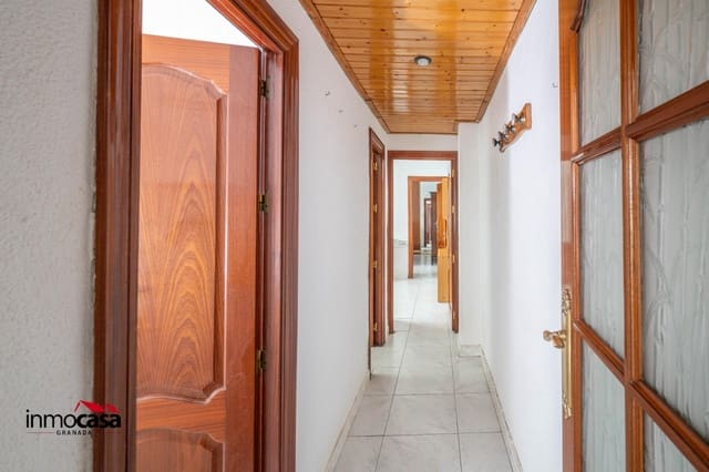 3 sovrum Lägenhet till salu i Centro, Granada stad - 217 000 € (Ref: 9470543)