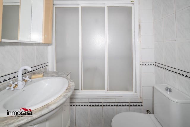 3 sovrum Lägenhet till salu i Centro, Granada stad - 217 000 € (Ref: 9470543)