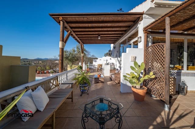 3 Zimmer Villa zu verkaufen in Fuente Camacho, Loja - 340.000 € (Ref: 9473080)