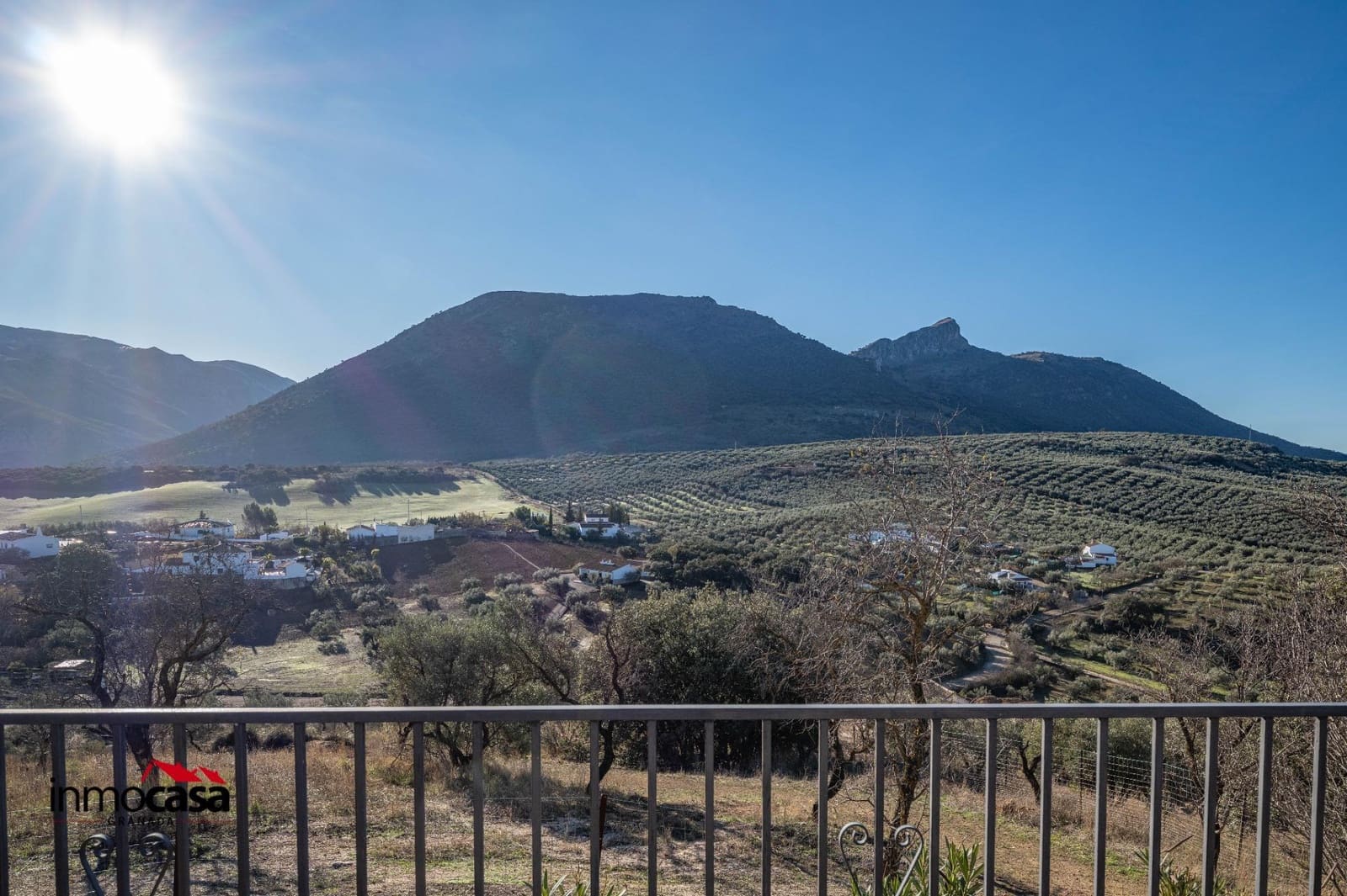 3 makuuhuone Huvila myytävänä paikassa Fuente Camacho mukana 
autotalli - 320 000 € (Ref: 9473080)