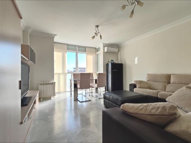 2 slaapkamer Flat te huur in Churriana de la Vega met garage - € 700 (Ref: 9474280)