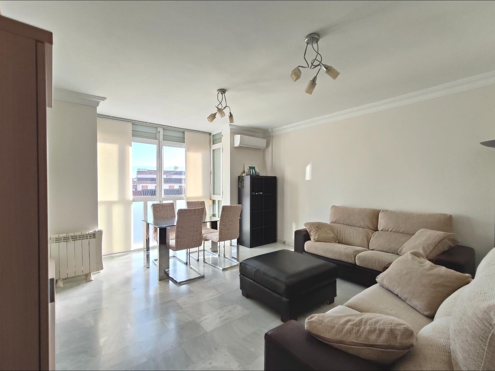 2 quarto Apartamento para arrendar em Churriana de la Vega com garagem - 700 € (Ref: 9474280)