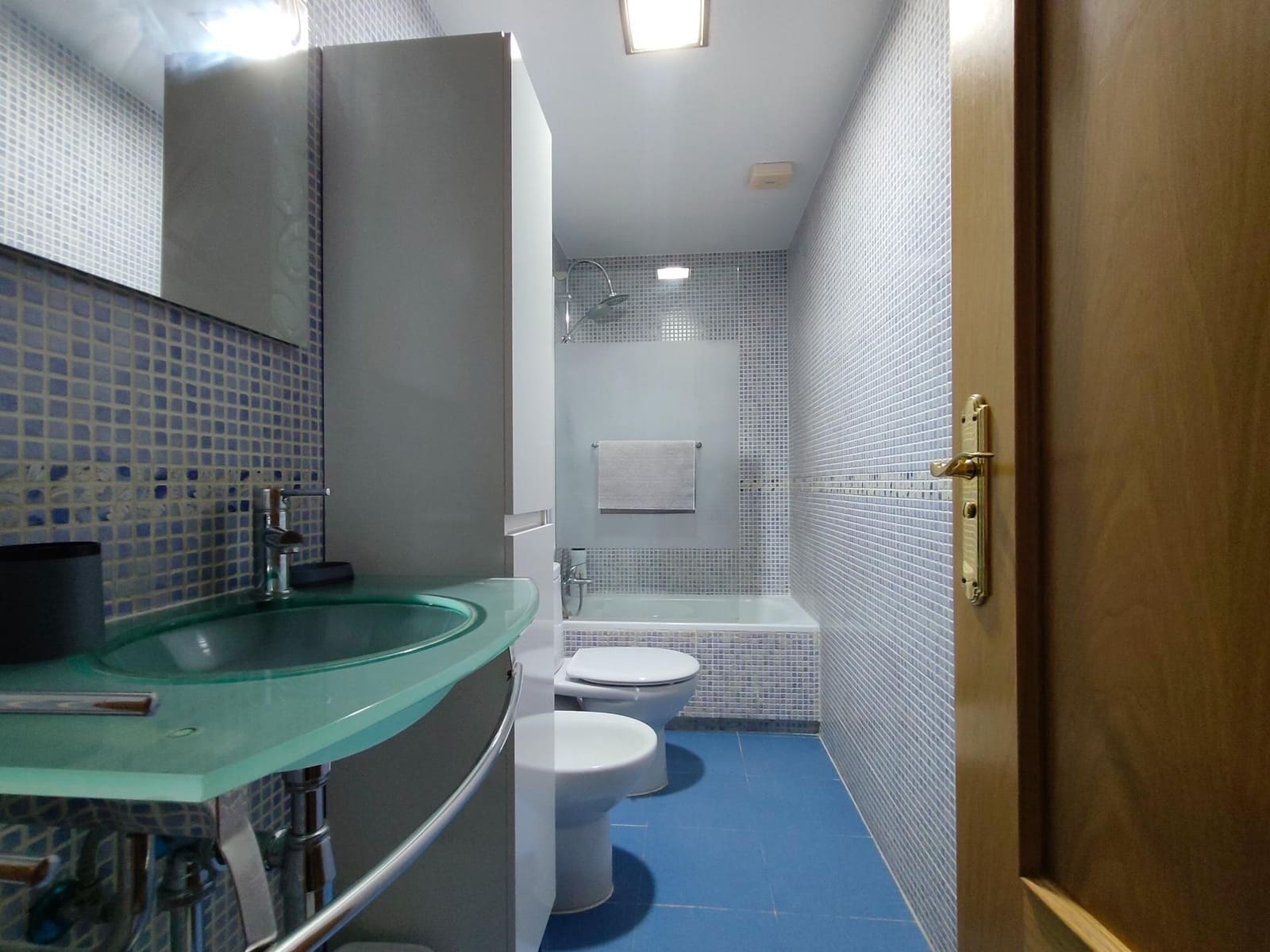 2 quarto Apartamento para arrendar em Churriana de la Vega com garagem - 700 € (Ref: 9474280)