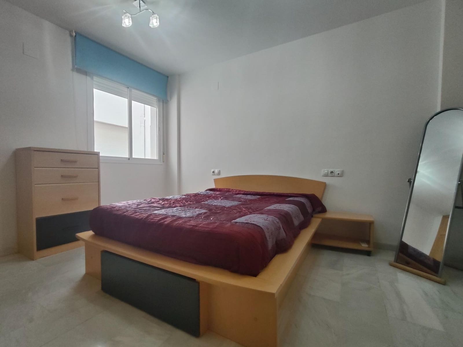 2 quarto Apartamento para arrendar em Churriana de la Vega com garagem - 700 € (Ref: 9474280)