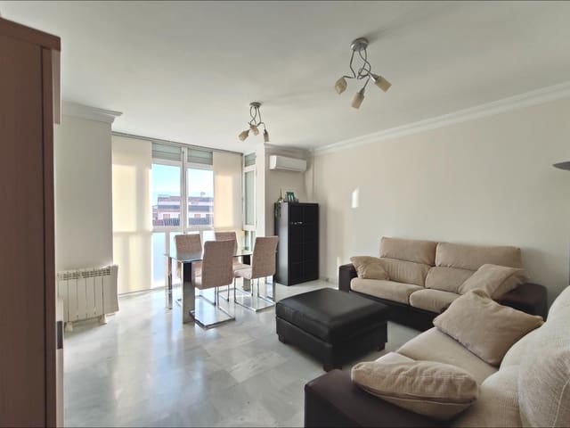 2 slaapkamer Flat te huur in Churriana de la Vega met garage - € 700 (Ref: 9474280)