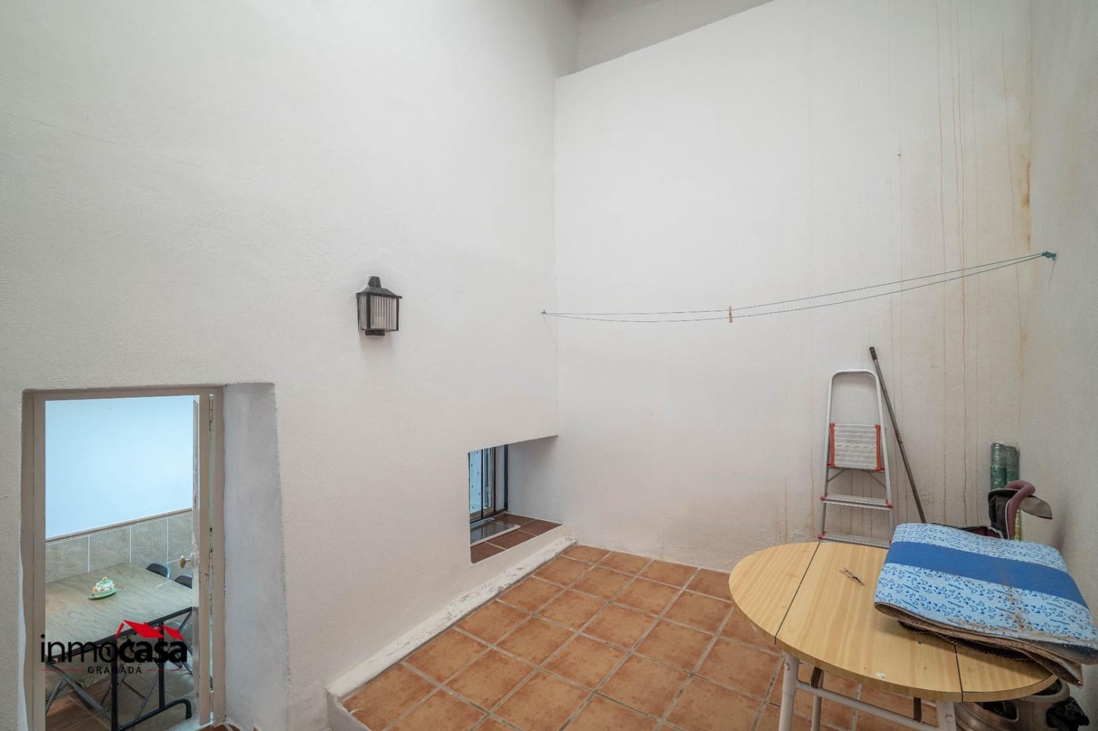 Casa de 2 habitaciones en Huélago en venta - 48.000 € (Ref: 9474973)