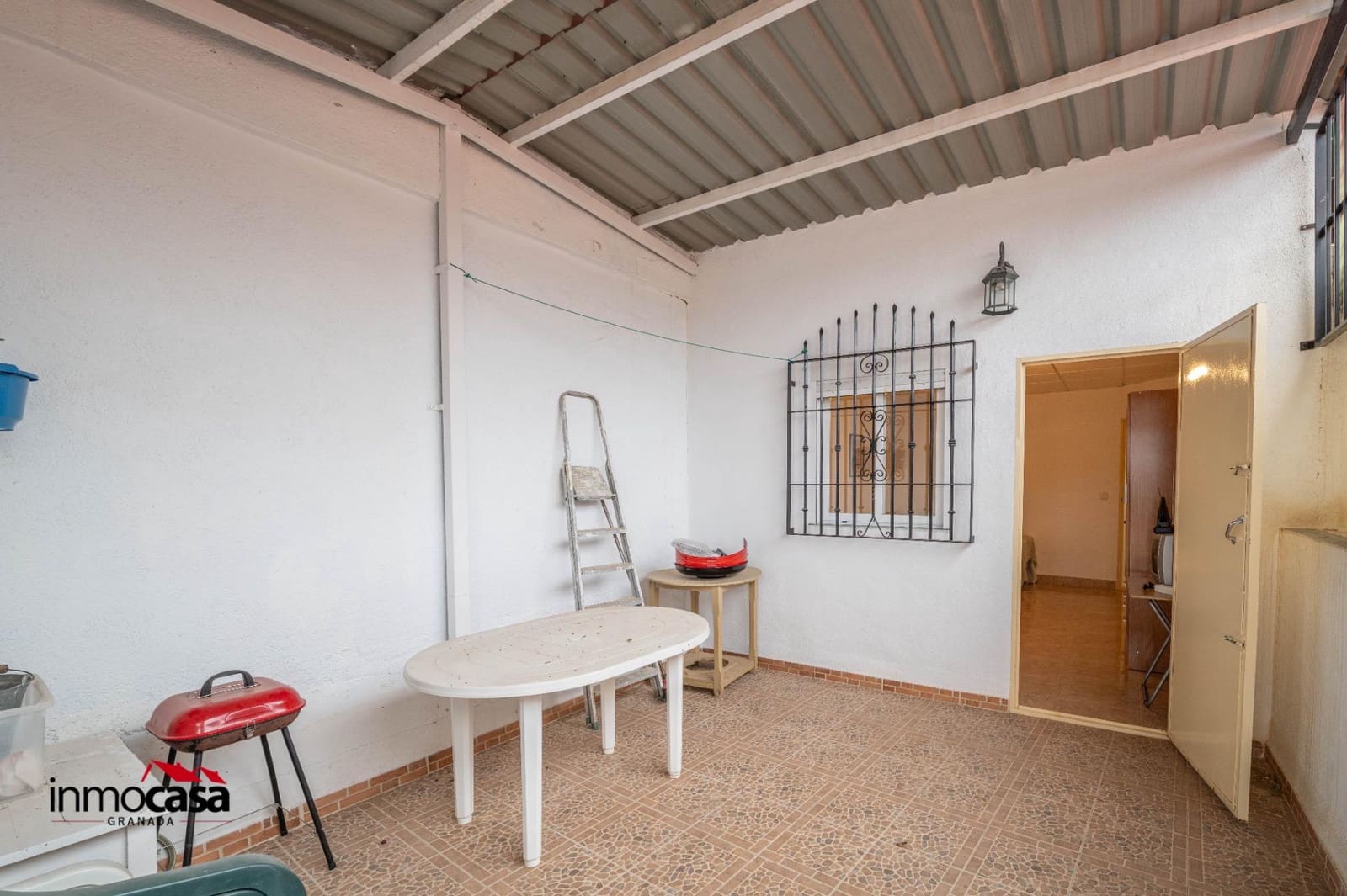 Casa de 2 habitaciones en Huélago en venta - 48.000 € (Ref: 9474973)