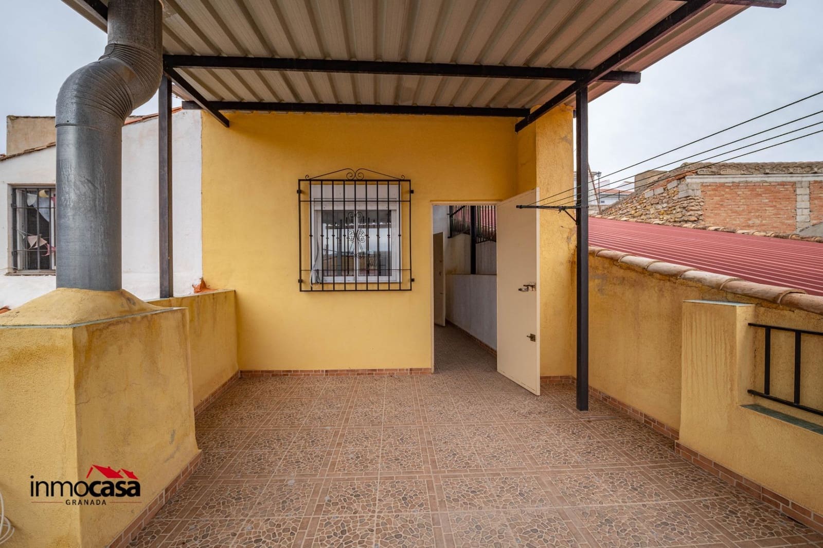 Casa de 2 habitaciones en Huélago en venta - 48.000 € (Ref: 9474973)