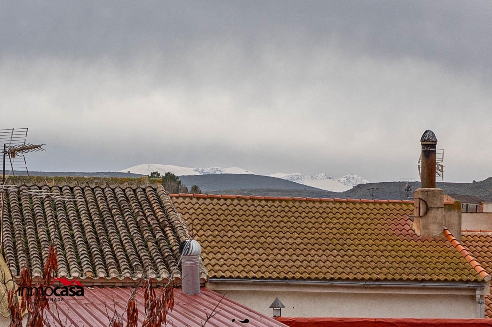 Casa de 2 habitaciones en Huélago en venta - 48.000 € (Ref: 9474973)