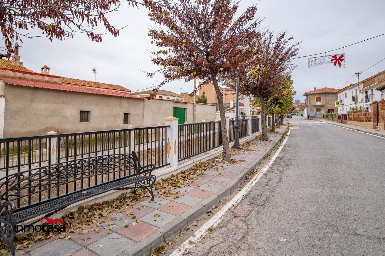 Casa de 2 habitaciones en Huélago en venta - 48.000 € (Ref: 9474973)