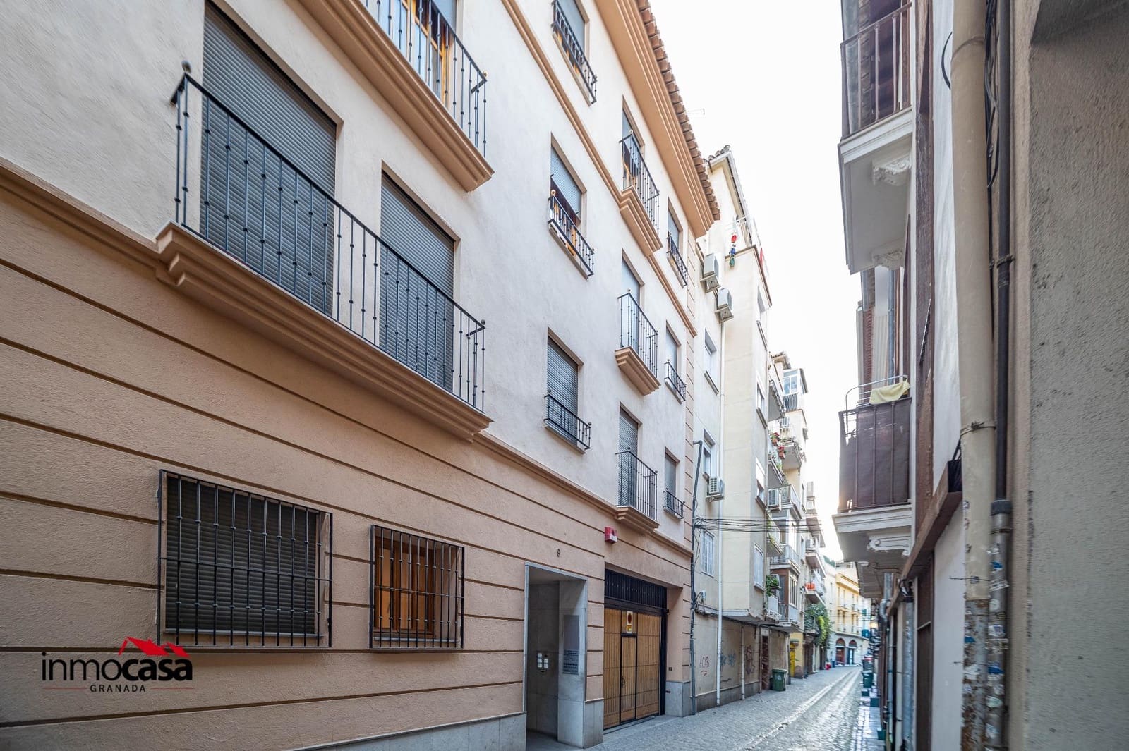 5 bedroom Flat for sale in Granada city - € 425,000 (Ref: 9476223)