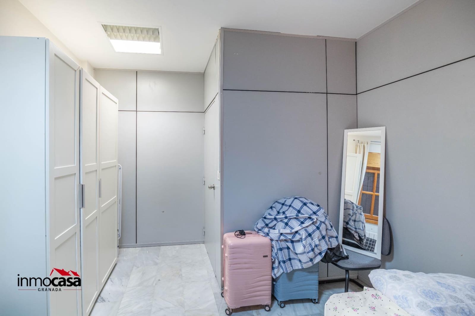 5 bedroom Flat for sale in Granada city - € 425,000 (Ref: 9476223)