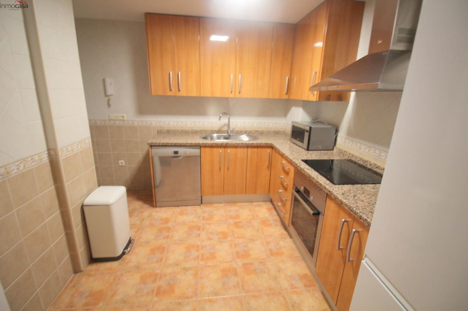 2 bedroom Flat for rent in Churriana de la Vega - € 525 (Ref: 9482114)