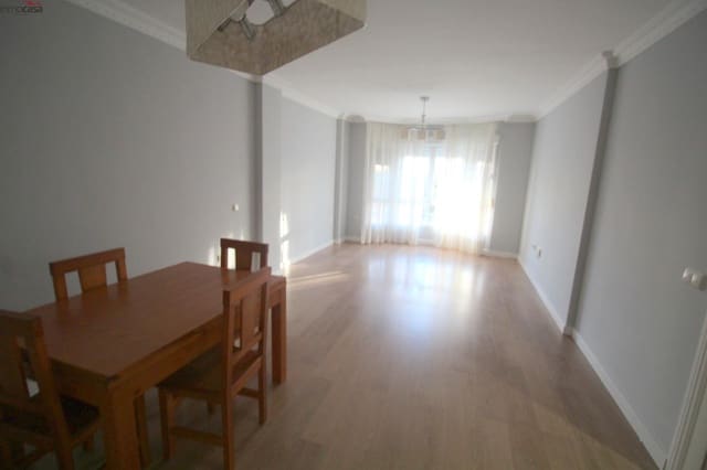 Piso de 2 habitaciones en Churriana de la Vega en alquiler - 525 € (Ref: 9482114)