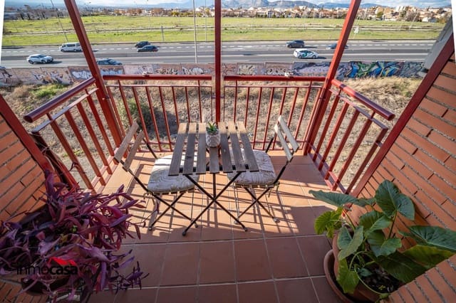 3 slaapkamer Flat te koop in Granada stad - € 260.000 (Ref: 9491591)