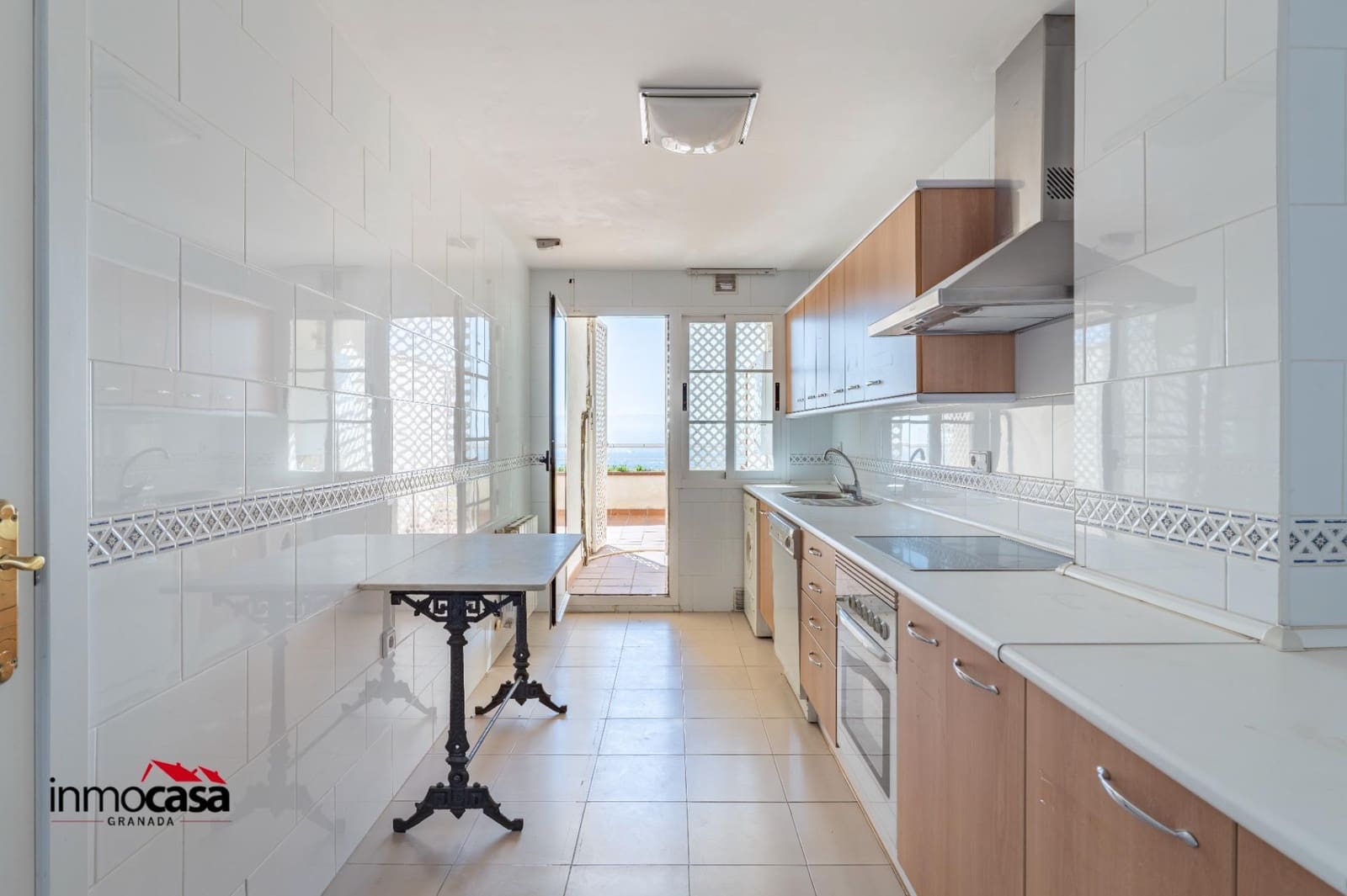 4 bedroom Terraced Villa for sale in Granada city with garage - € 489,000 (Ref: 9519114)