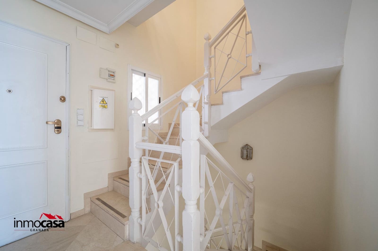 4 bedroom Terraced Villa for sale in Granada city with garage - € 489,000 (Ref: 9519114)