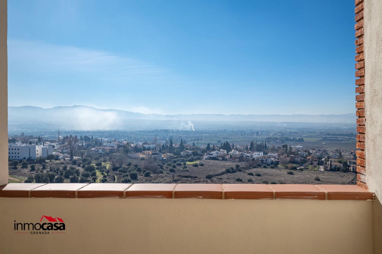 4 bedroom Terraced Villa for sale in Granada city with garage - € 489,000 (Ref: 9519114)