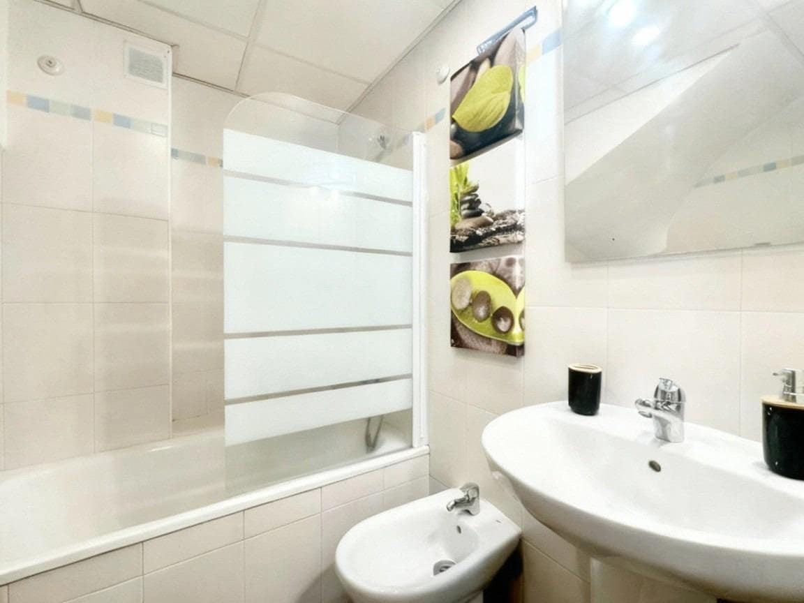 3 bedroom Apartment for sale in Armilla with garage - € 329,000 (Ref: 9524464)