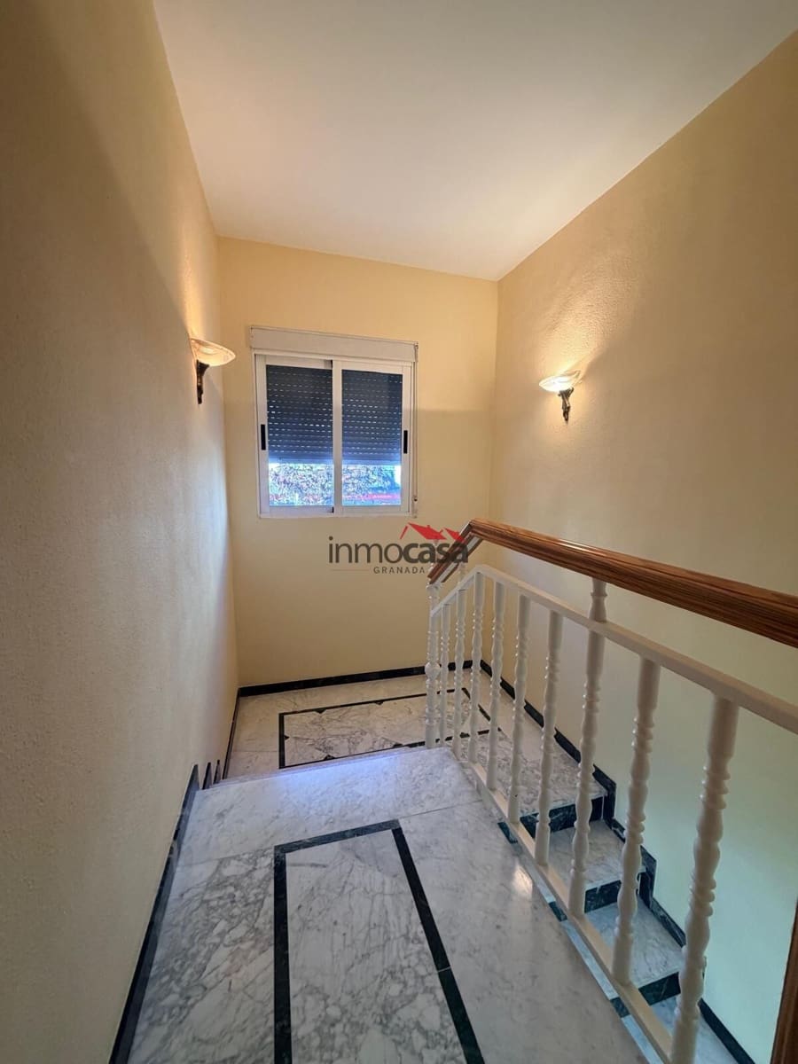 3 sypialnia Mieszkanie do wynajęcia w Miasto Grenada - 750 € (Ref: 9524465)