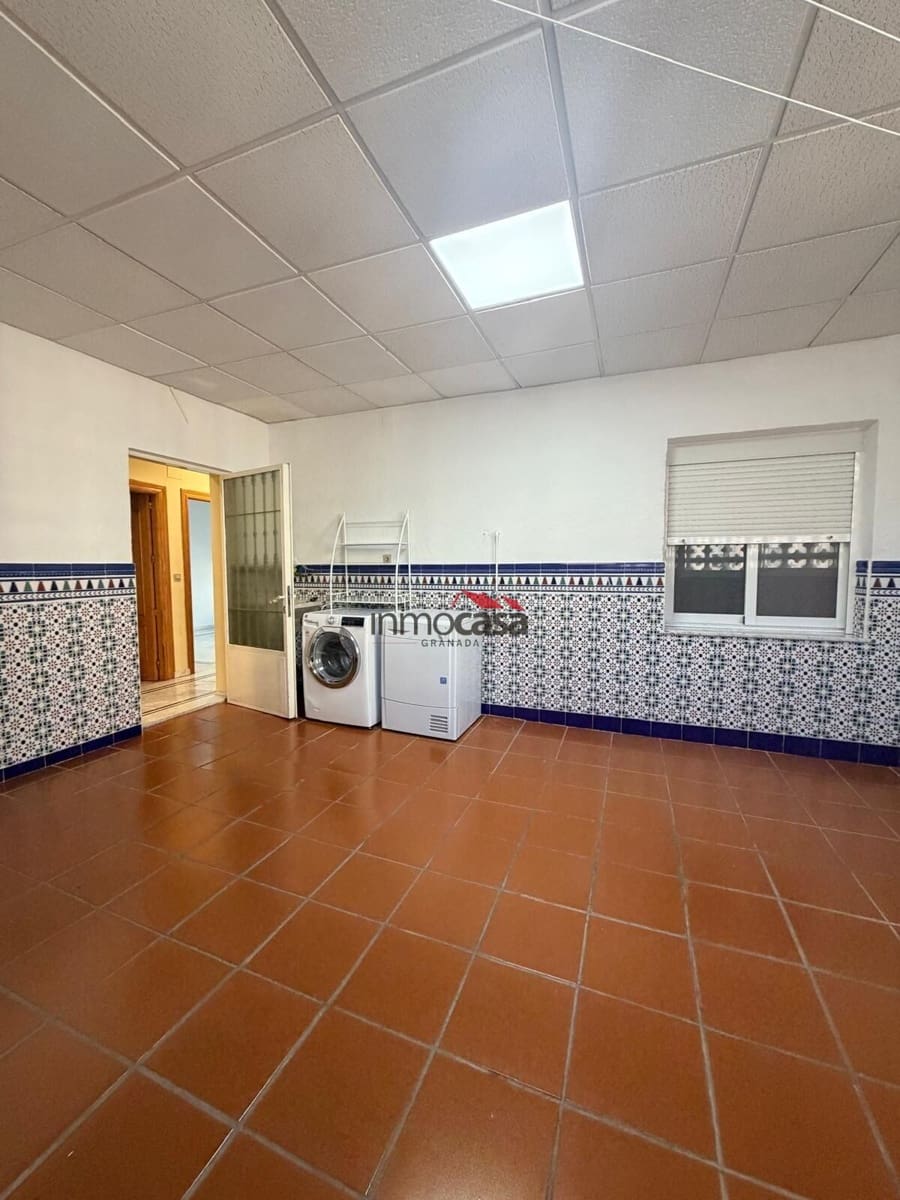 3 sypialnia Mieszkanie do wynajęcia w Miasto Grenada - 750 € (Ref: 9524465)