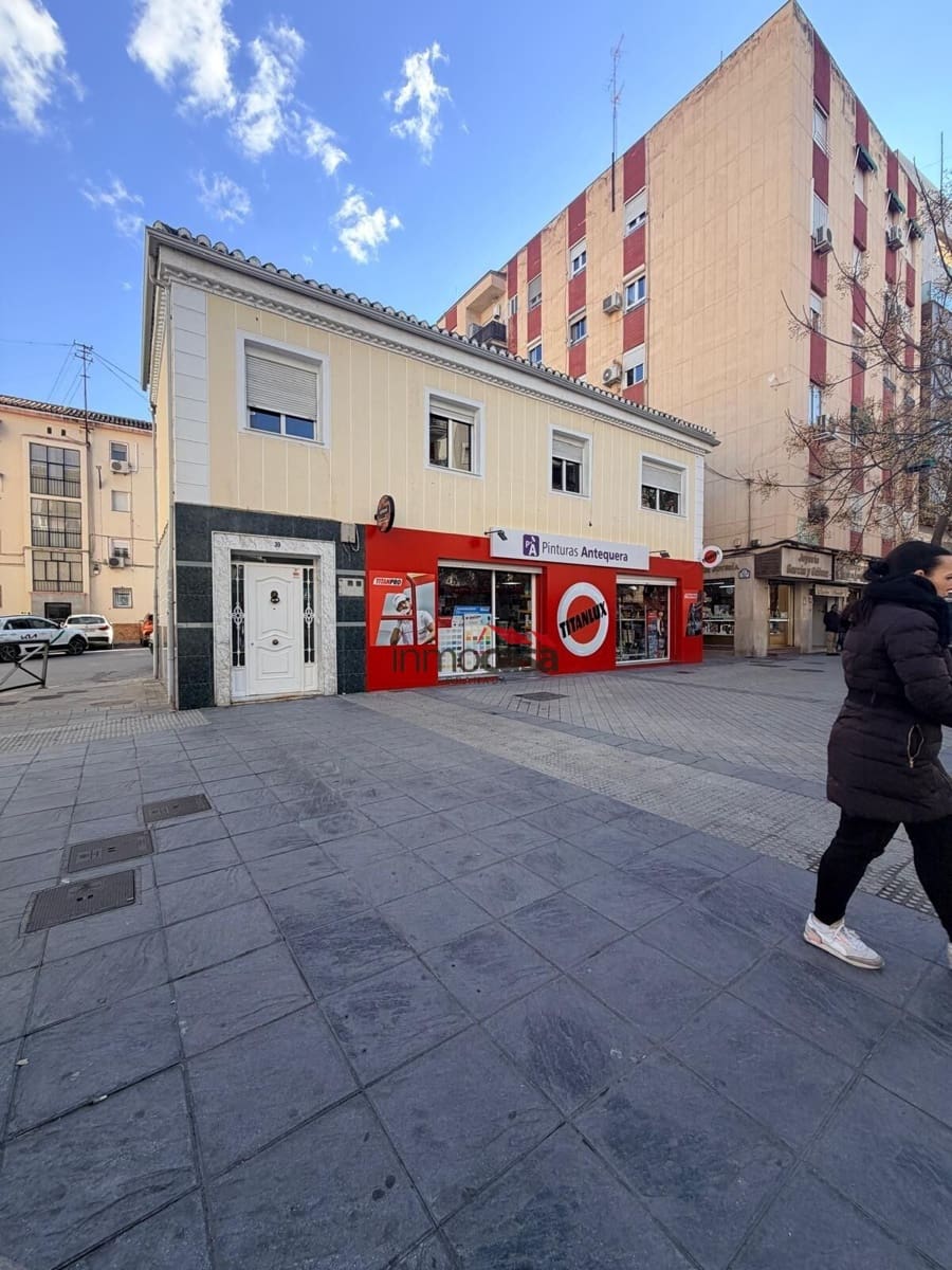 3 sypialnia Mieszkanie do wynajęcia w Miasto Grenada - 750 € (Ref: 9524465)