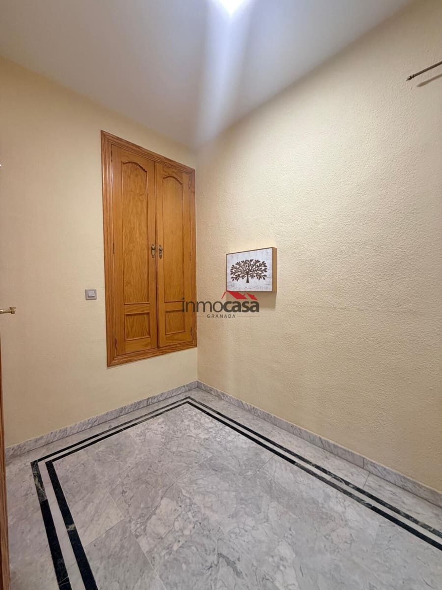 3 sypialnia Mieszkanie do wynajęcia w Miasto Grenada - 750 € (Ref: 9524465)