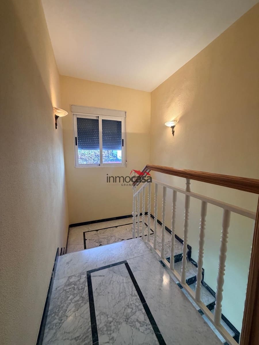 3 sypialnia Mieszkanie do wynajęcia w Miasto Grenada - 750 € (Ref: 9524465)