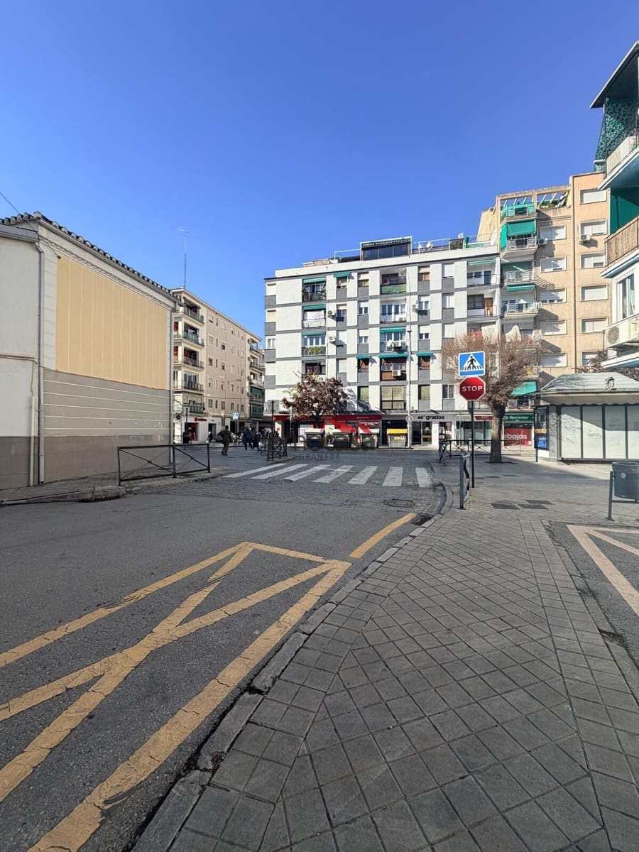 3 sypialnia Mieszkanie do wynajęcia w Miasto Grenada - 750 € (Ref: 9524465)