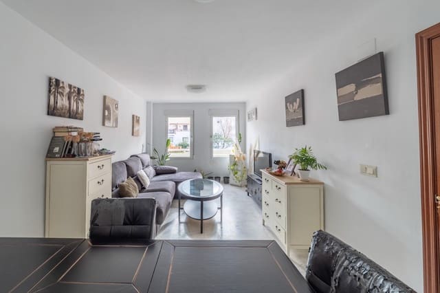 Piso de 2 habitaciones en Huétor Vega en venta con garaje - 178.000 € (Ref: 9524466)