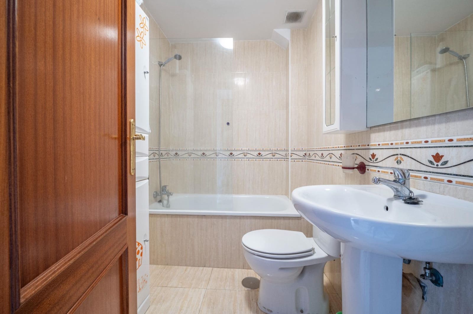 Piso de 2 habitaciones en Huétor Vega en venta con garaje - 178.000 € (Ref: 9524466)