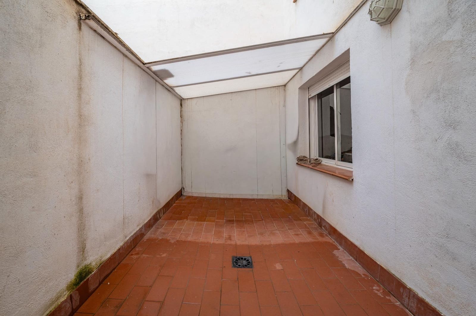 Piso de 2 habitaciones en Huétor Vega en venta con garaje - 178.000 € (Ref: 9524466)