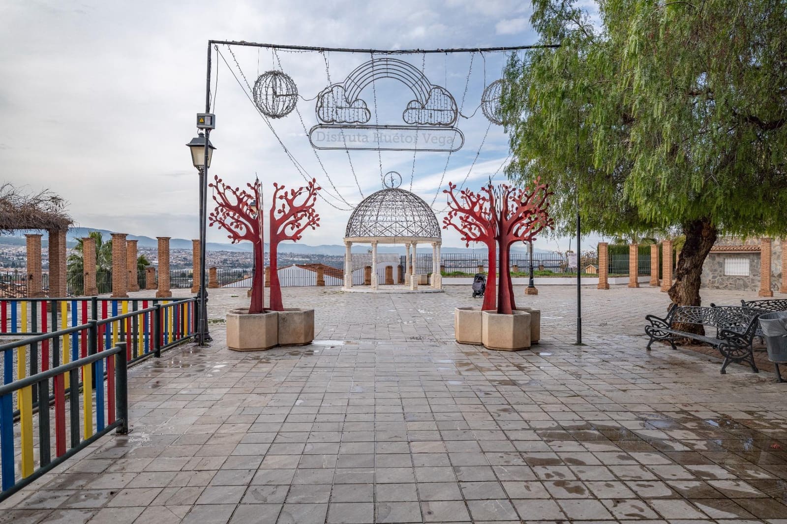 Piso de 2 habitaciones en Huétor Vega en venta con garaje - 178.000 € (Ref: 9524466)