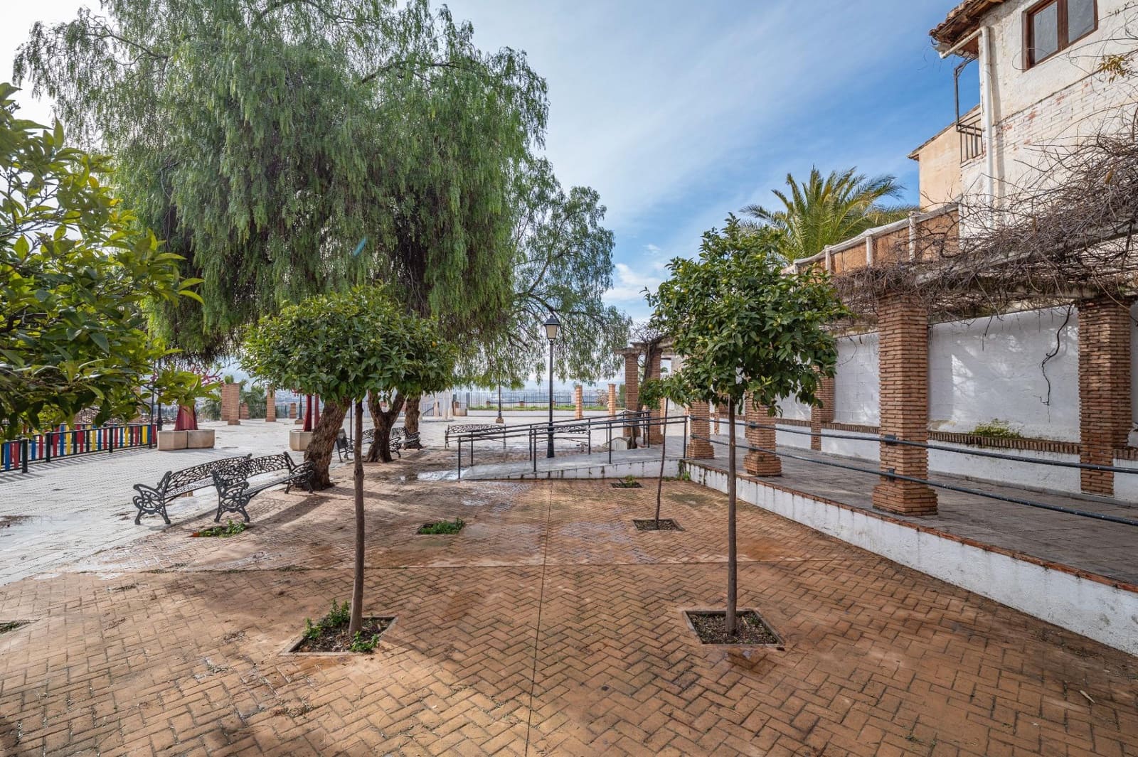 Piso de 2 habitaciones en Huétor Vega en venta con garaje - 178.000 € (Ref: 9524466)