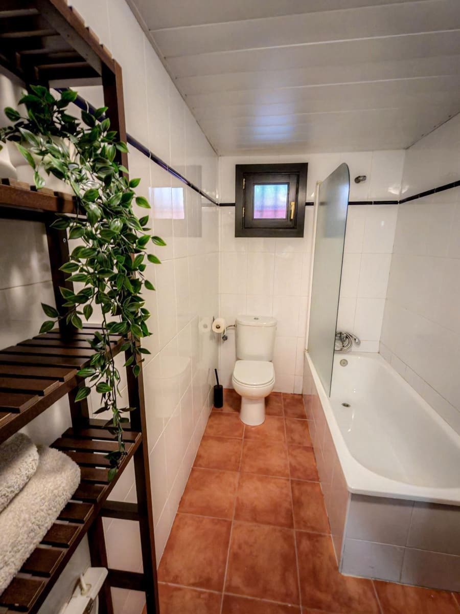 Apartamento de 3 habitaciones en La Zubia en venta con piscina garaje - 190.000 € (Ref: 9524467)