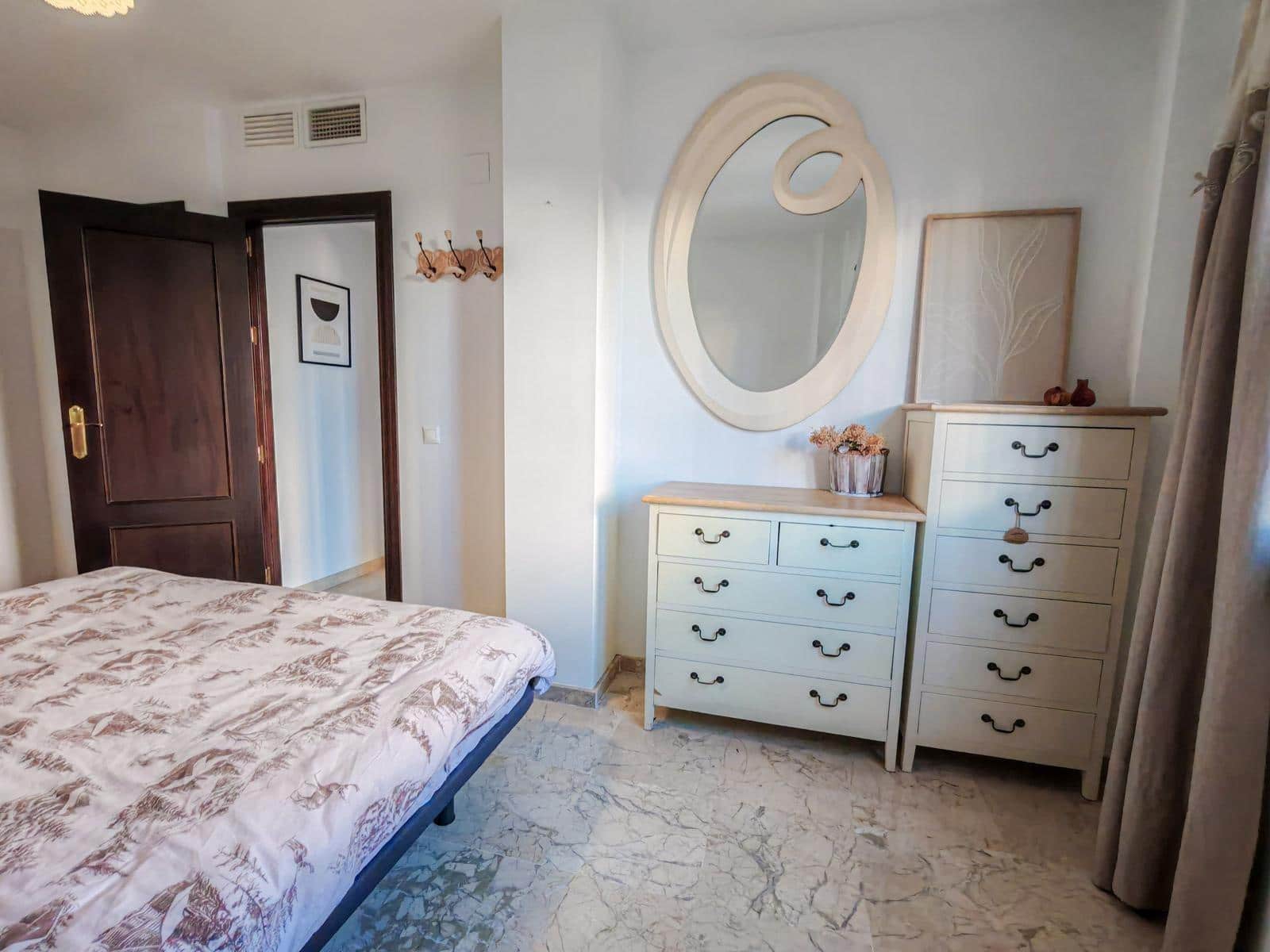 Apartamento de 3 habitaciones en La Zubia en venta con piscina garaje - 190.000 € (Ref: 9524467)