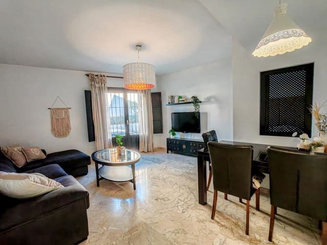 Apartamento de 3 habitaciones en La Zubia en venta con piscina garaje - 190.000 € (Ref: 9524467)