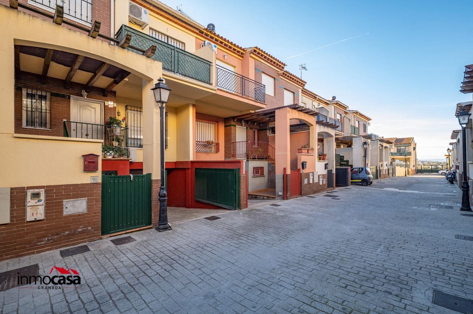 4 sovrum Radhus till salu i Alhendin med garage - 260 000 € (Ref: 9530895)