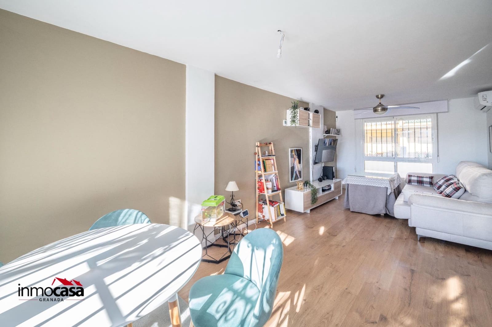 4 bedroom Terraced Villa for sale in Alhendin with garage - € 260,000 (Ref: 9530895)