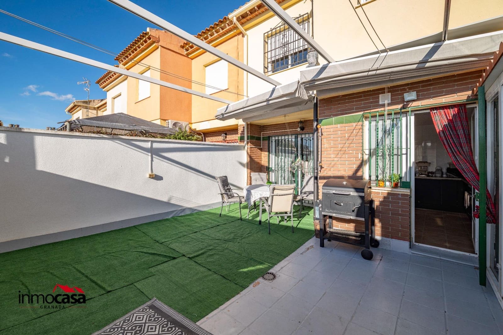 4 bedroom Terraced Villa for sale in Alhendin with garage - € 260,000 (Ref: 9530895)