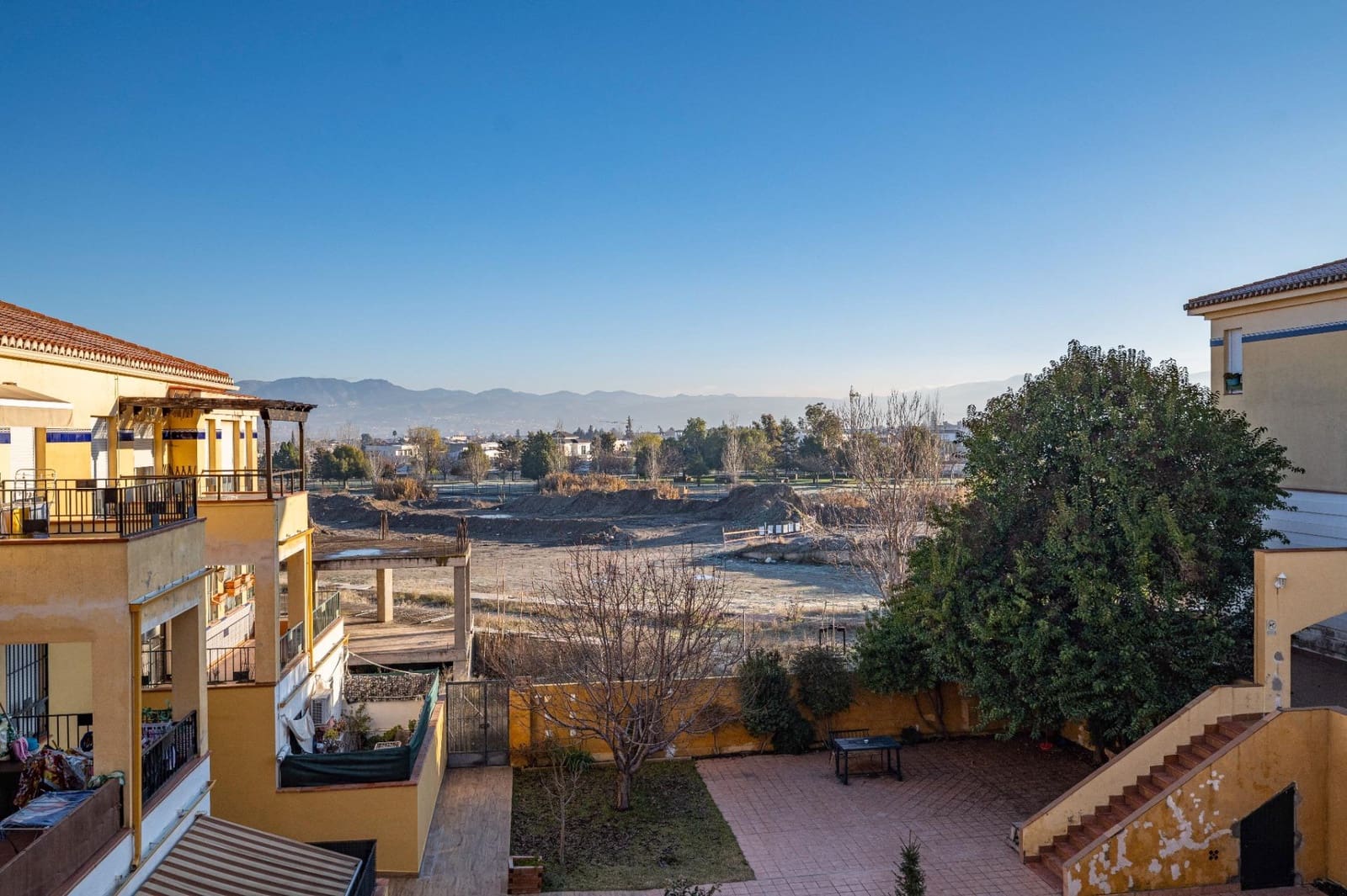 2 quarto Apartamento para venda em Las Gabias com garagem - 119 000 € (Ref: 9536300)