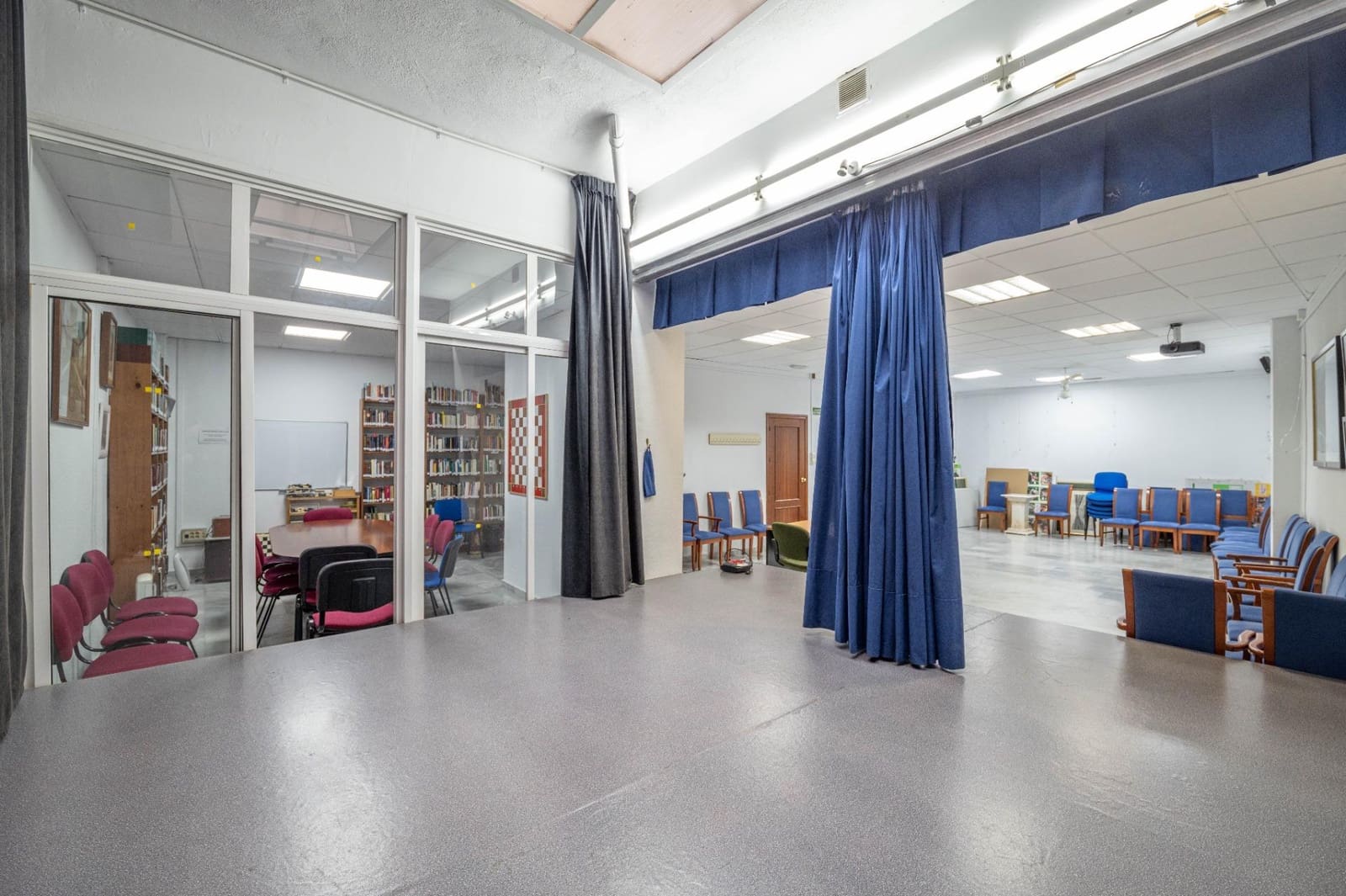 7 soverom Kommersiell til salgs i Granada by - € 399 000 (Ref: 9536301)