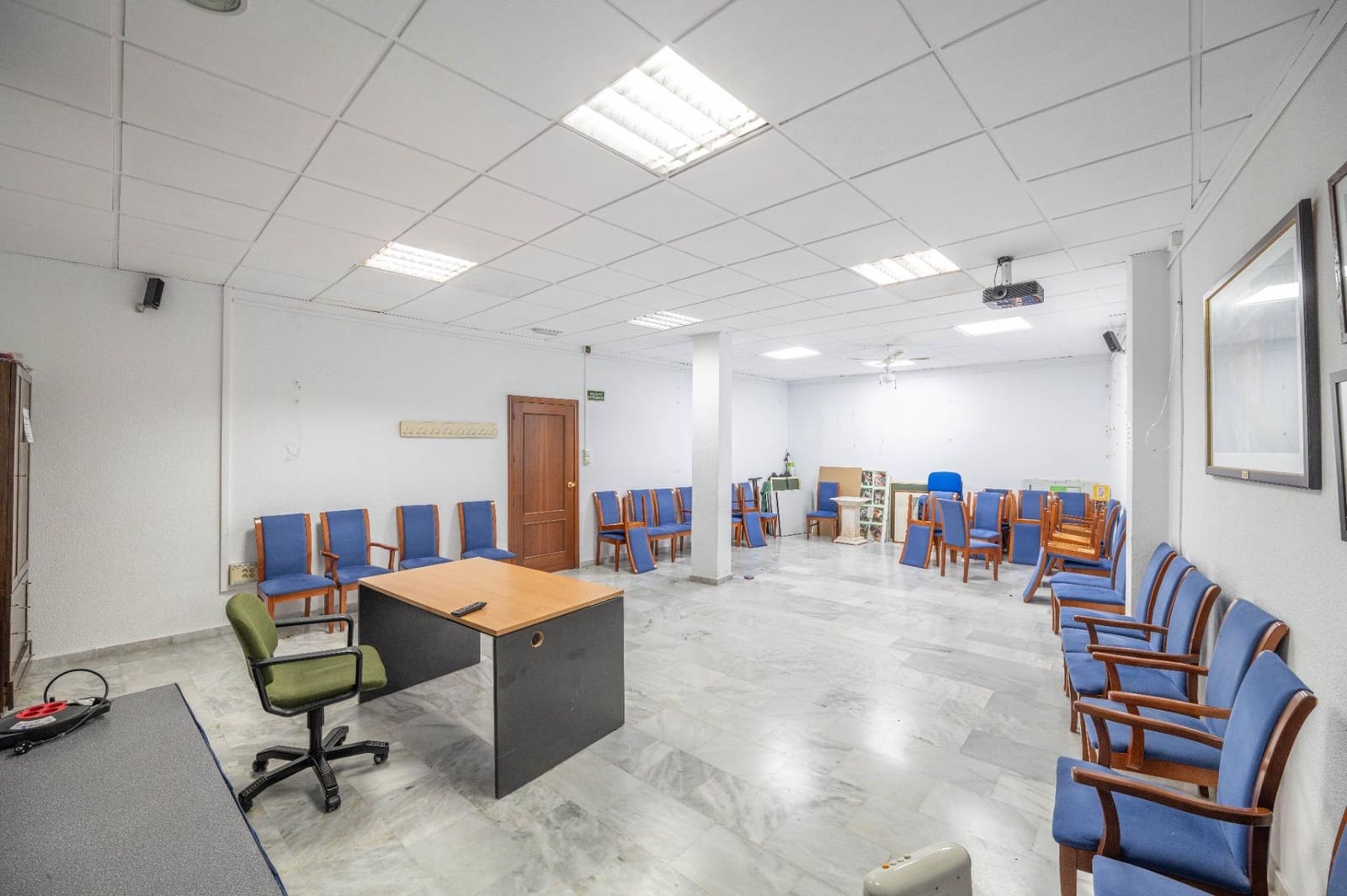 7 soverom Kommersiell til salgs i Granada by - € 399 000 (Ref: 9536301)