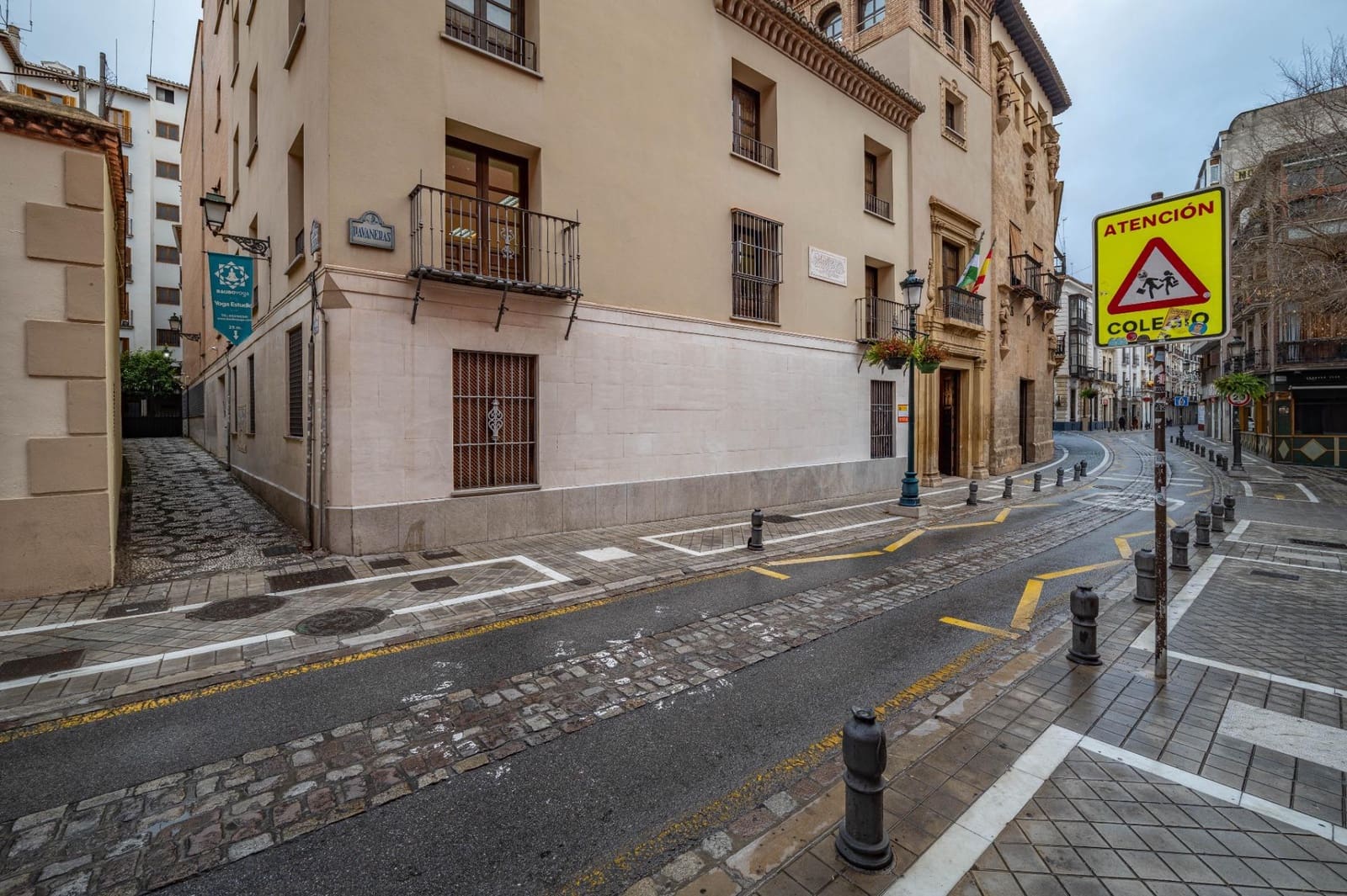 7 soverom Kommersiell til salgs i Granada by - € 399 000 (Ref: 9536301)