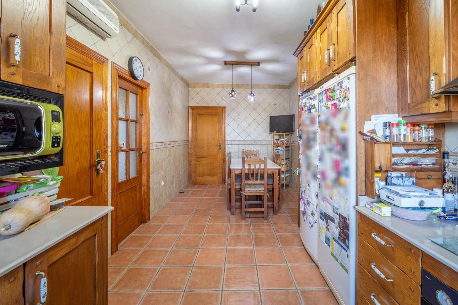 5 soveværelse Villa til salg i Baza med garage - € 350.000 (Ref: 9543796)